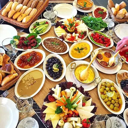 Cunda Roka Bed & Breakfast *