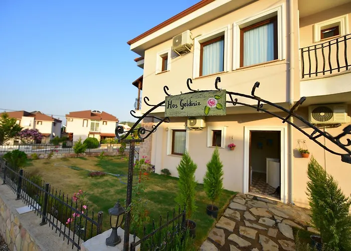 Frühstückspension Cunda Roka