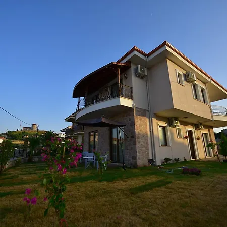 Cunda Roka Nocleg ze śniadaniem