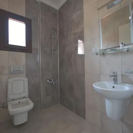 Cunda Roka Bed & Breakfast *